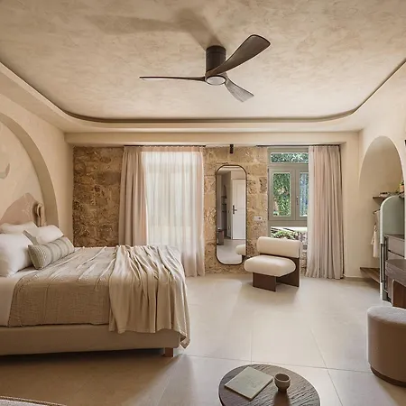 Aparthotel Eteon Living